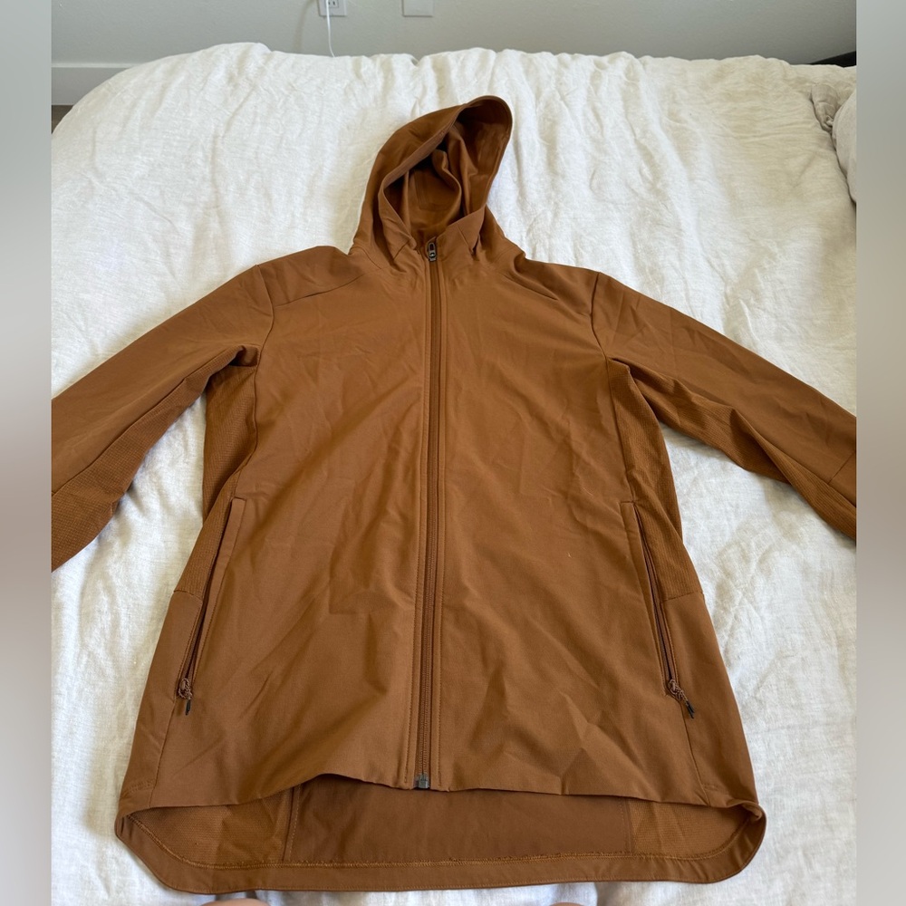 NWOT Camel Lululemon Jacket